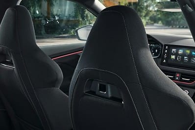 Supporto portatutto per sedili sportivi